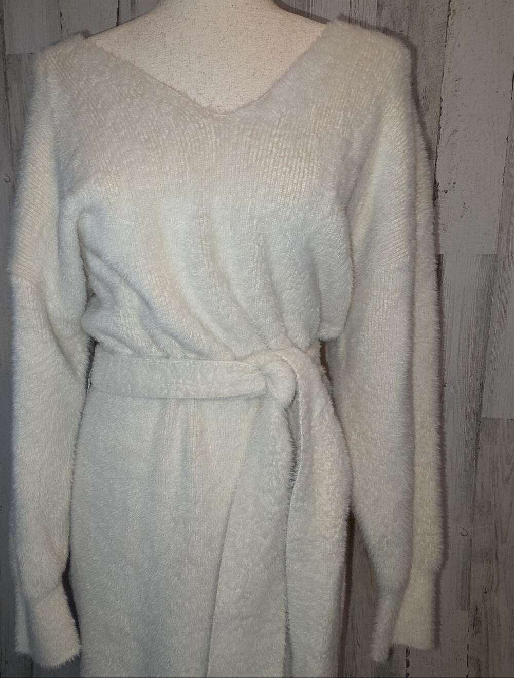 Express Fuzzy Eyelash Knit Sweater Dress Ivory Belted V-Neck Long Sleeve NWT L - Picture 3 of 12